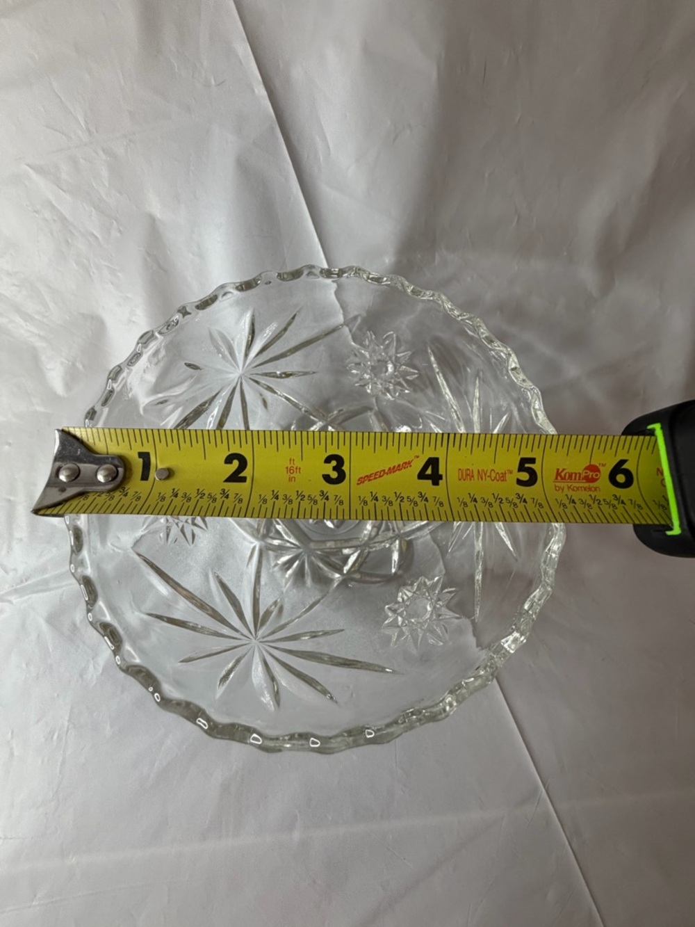 Vintage Anchor Hocking glass serving bowl - 5” - Picture 5 of 6